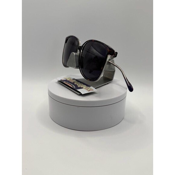 True Vintage Sunglasses | NOS | Women\'s Squared Plastic Style Grey Sun Lens #831 main image 7